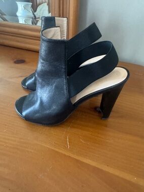 Stuart Weitzman Black Open-Toe High Heel Slingback Sandals